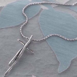 Vintage Silpada Sterling Great Impressions Twisted Cross Necklace B1483